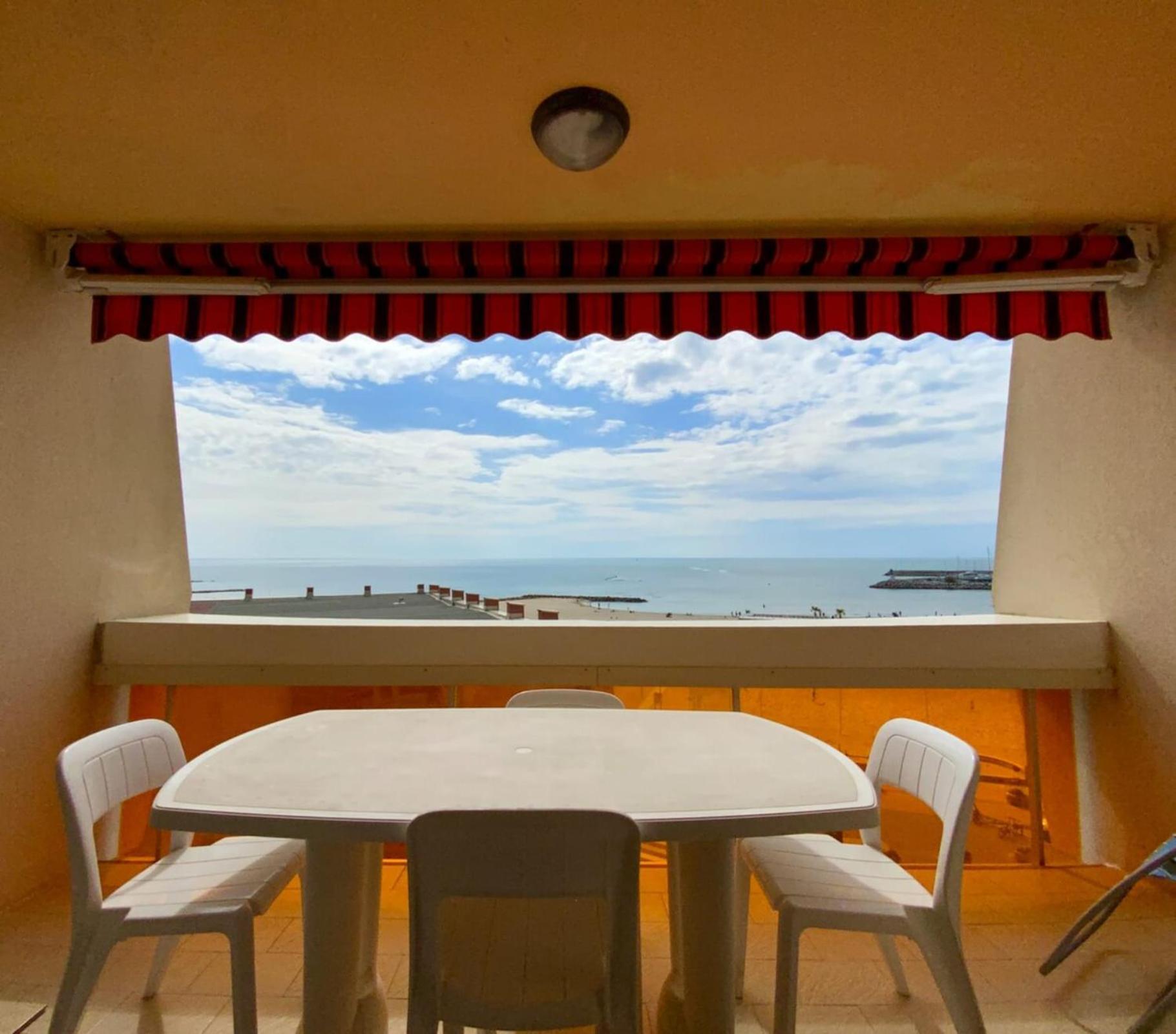Groomi Le Traversant- View And Seaside With Air Conditioning! *
